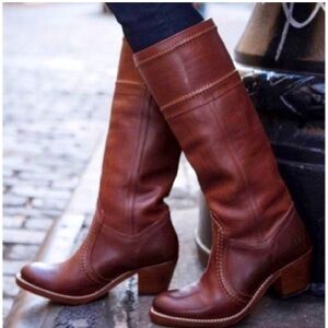 Frye Jane boot!